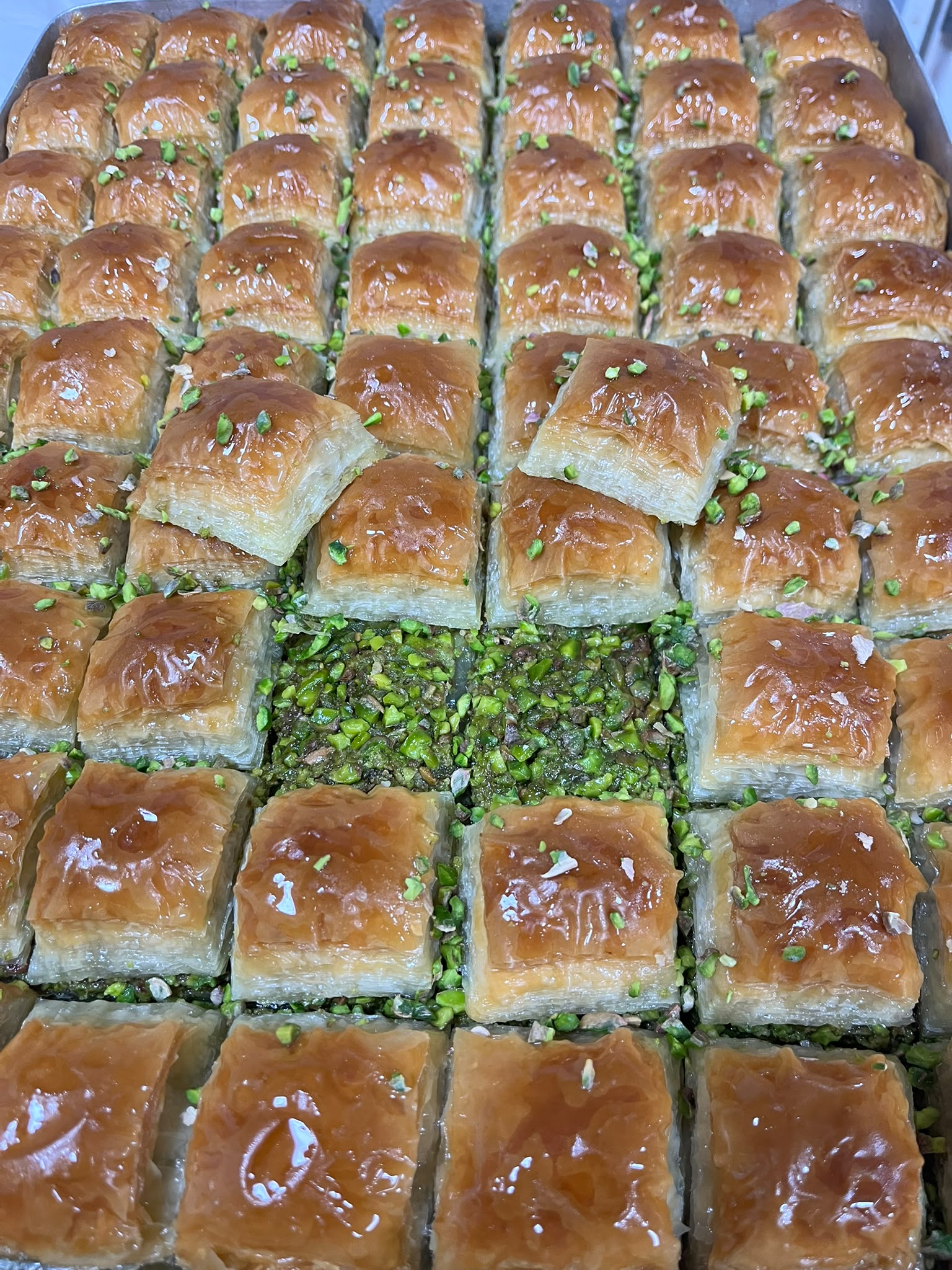 GAZİKENT BAKLAVA KÜNEFE 0507 111 06 36 KIRIKKALEDE BAKLAVA SALONU