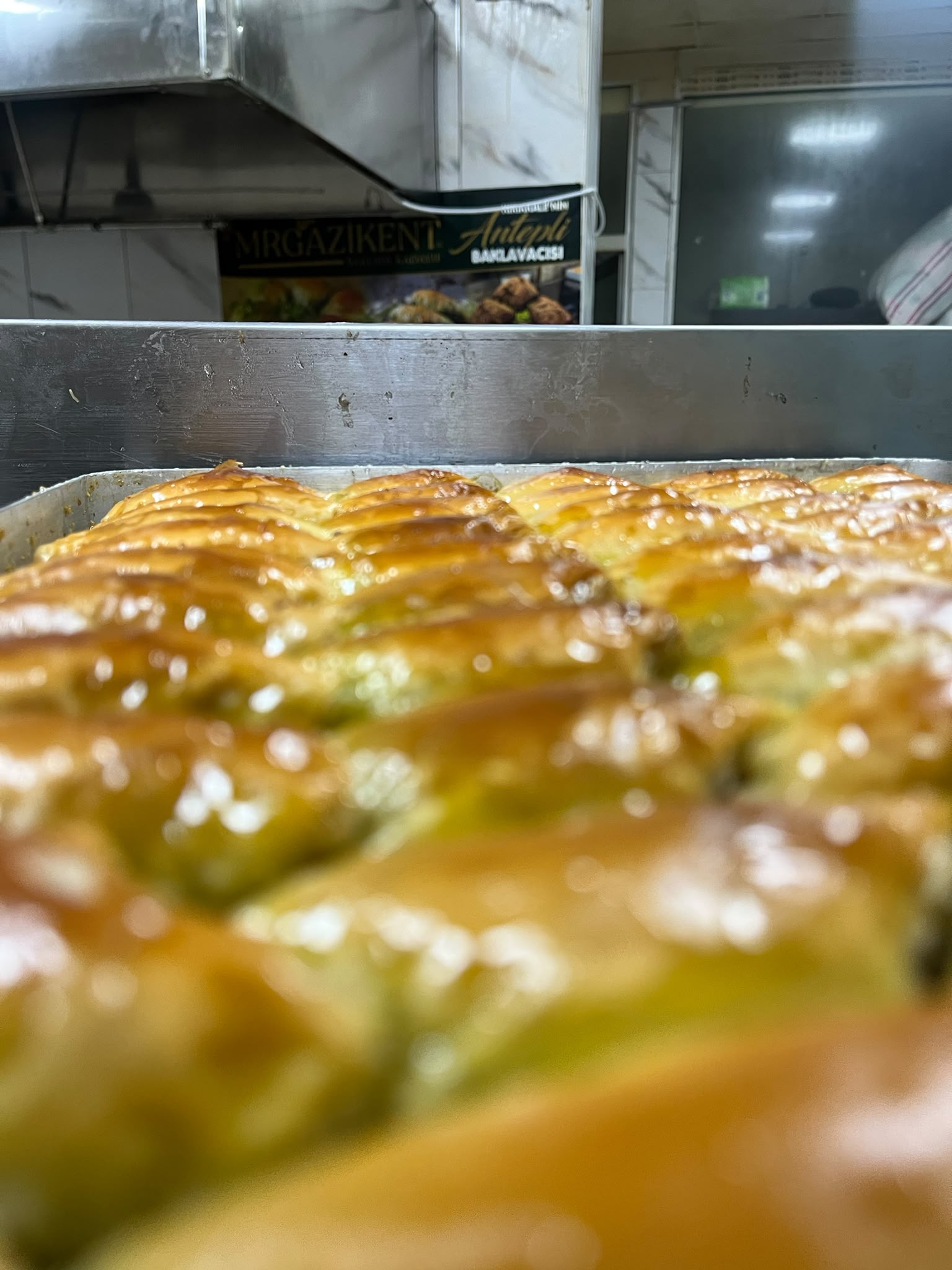 GAZİKENT BAKLAVA KÜNEFE 0507 111 06 36 KIRIKKALEDE BAKLAVA SALONU