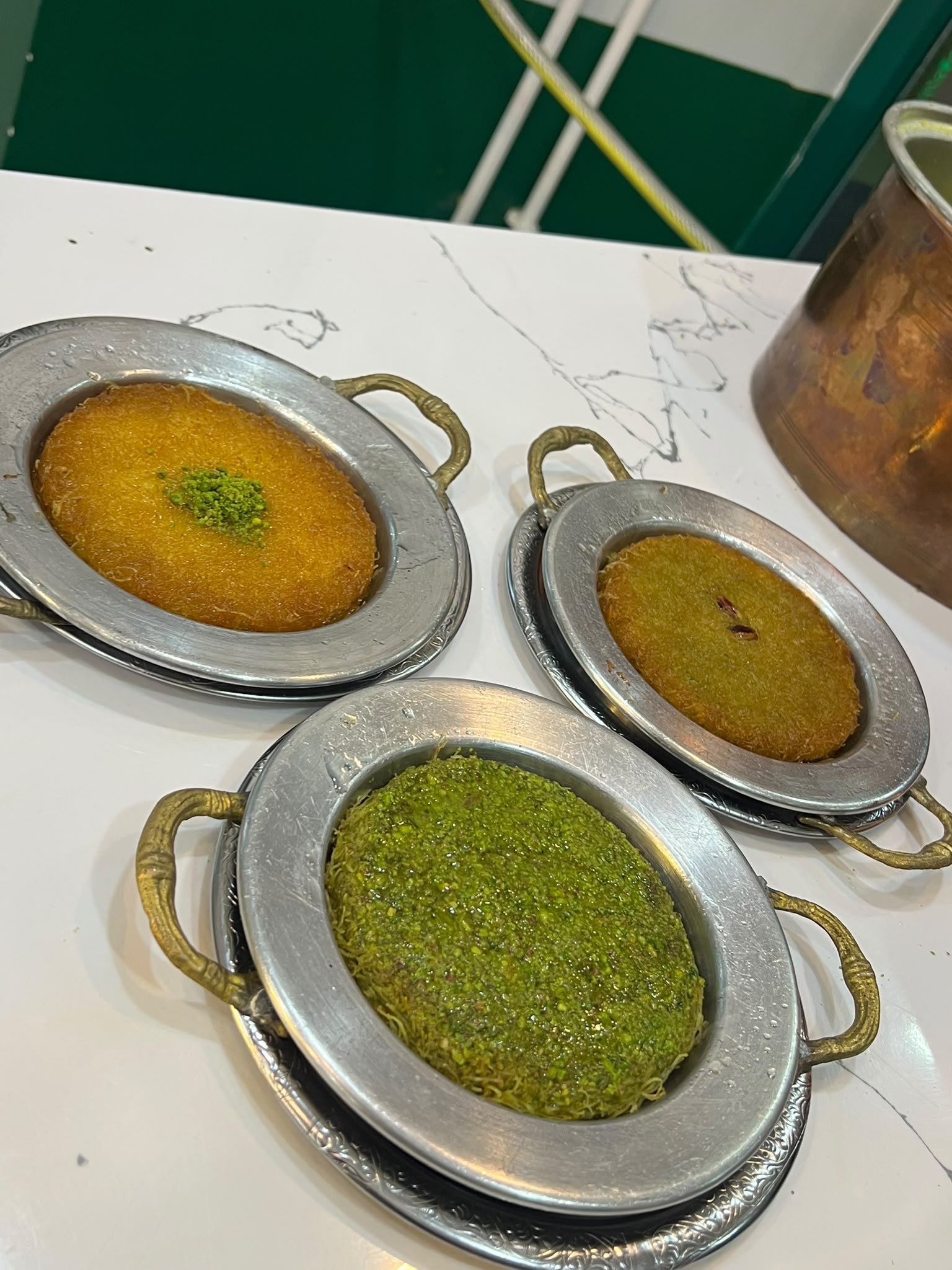 GAZİKENT BAKLAVA KÜNEFE 0507 111 06 36 KIRIKKALEDE BAKLAVA SALONU
